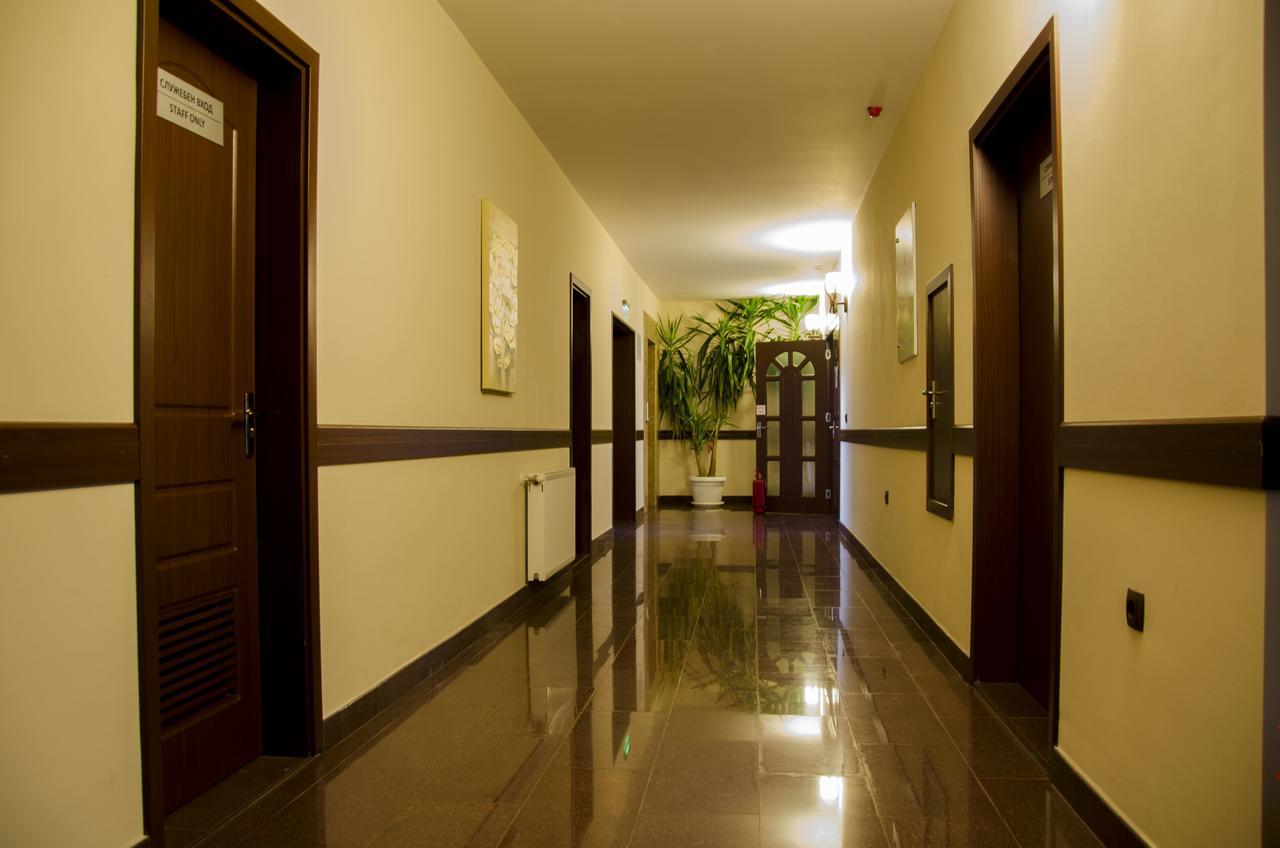 Rubis Hotel Rudozem エクステリア 写真
