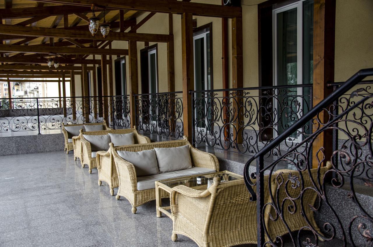 Rubis Hotel Rudozem エクステリア 写真